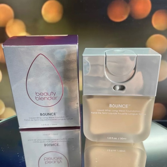 Beauty Blender Foundation - Picture 6 of 10